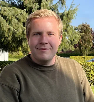 Nærbillede af graver